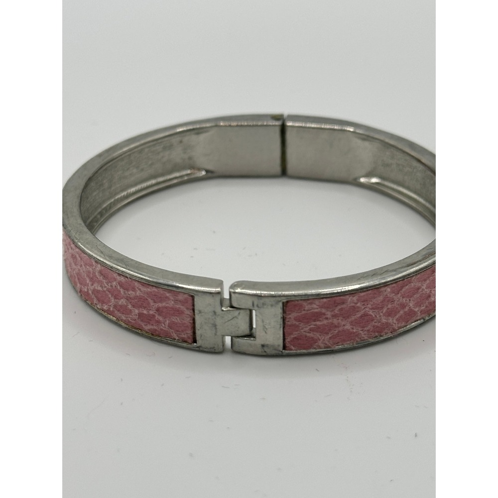Womens Silver Tone Pink Faux‎ Leather Rhinestone Hinged Bangle Bracelet